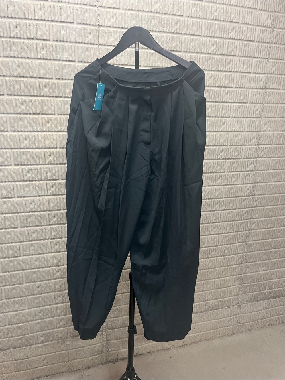 Cupshe Black Pleated Wide-Leg Trousers